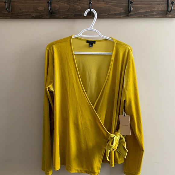 FREE SHIPPING Nordstrom Velvet Wrap Shirt - Picture 1 of 7